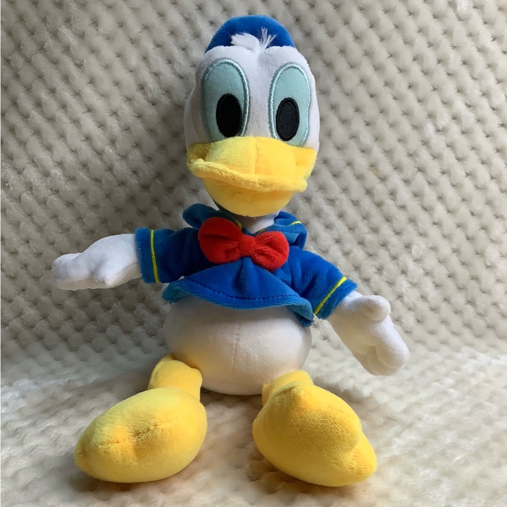 Disney Donald Duck Plush Toy by Imports Dragon